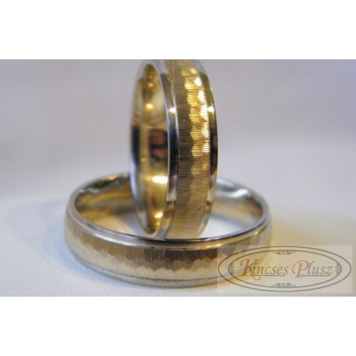 Kétszínű arany karikagyűrű