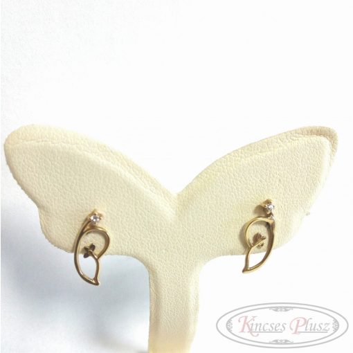 Arany fülbevaló pillangó